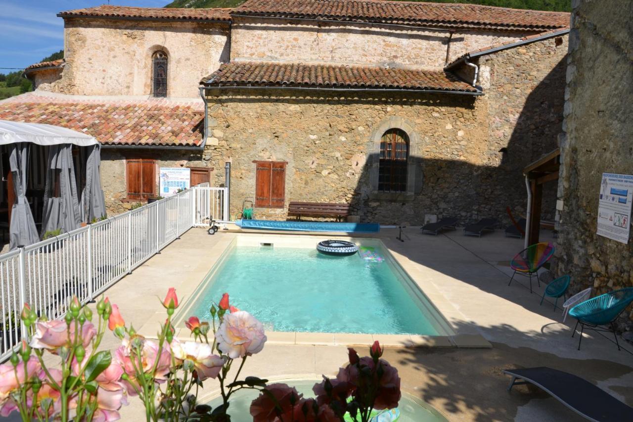 Camping La Mare Aux Fees Hotel Roquefeuil Exterior photo
